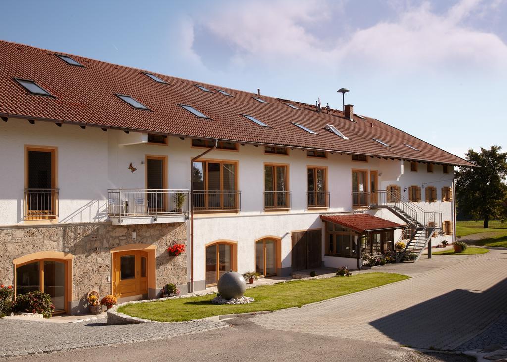 Bio Ferienhof Heiler Feldkirchen-Westerham Exterior photo